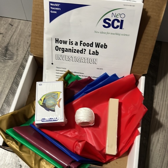Neo Science Food WEB Lab Investigation kit Educational NWT - Picture 6 of 10